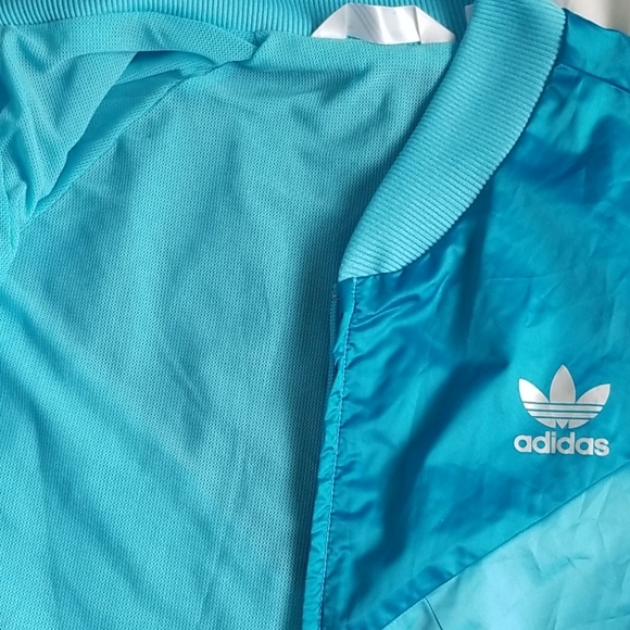 Y2K adidas jacket - Picture 3 of 3